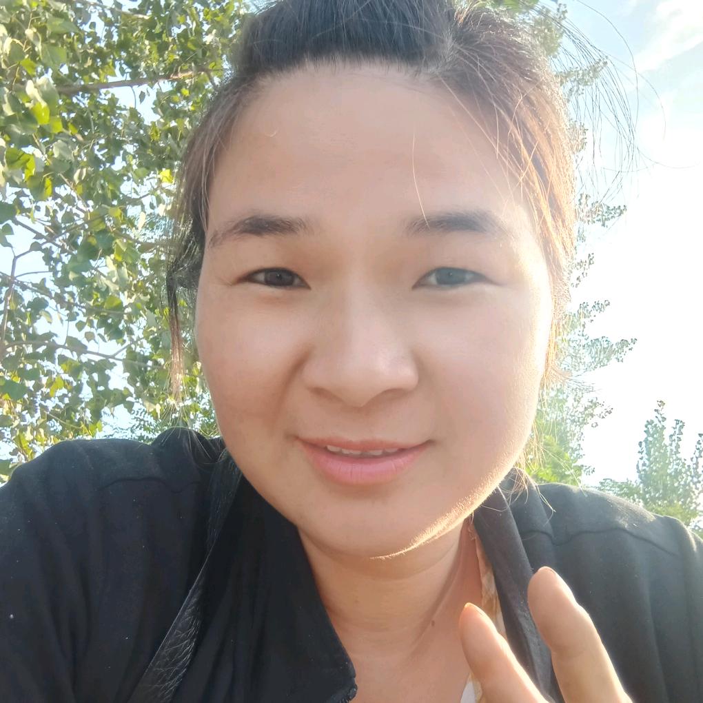 俏皮小媳妇