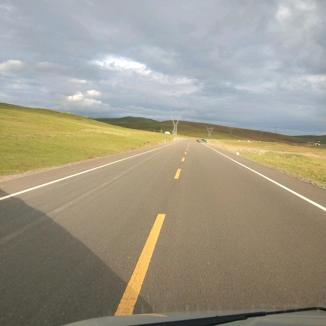 自己走路别人看