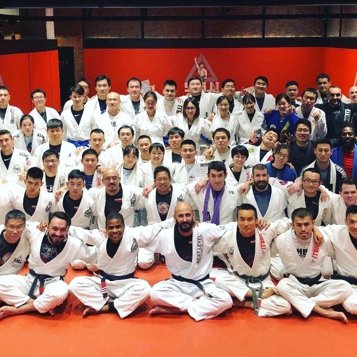 上海巴西柔术SHBJJ
