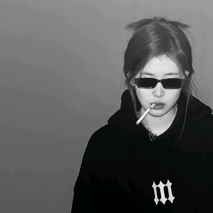 坕.