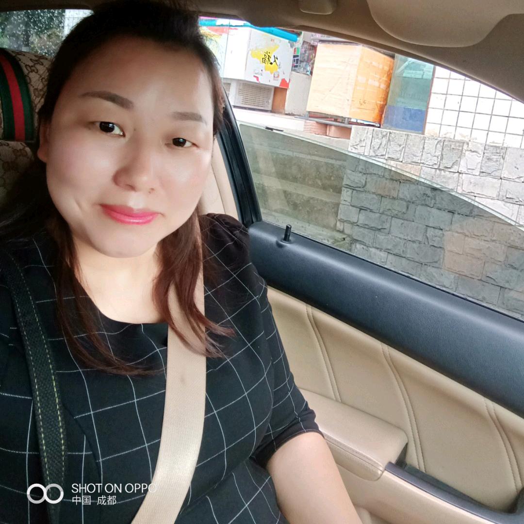 家教特别严女士