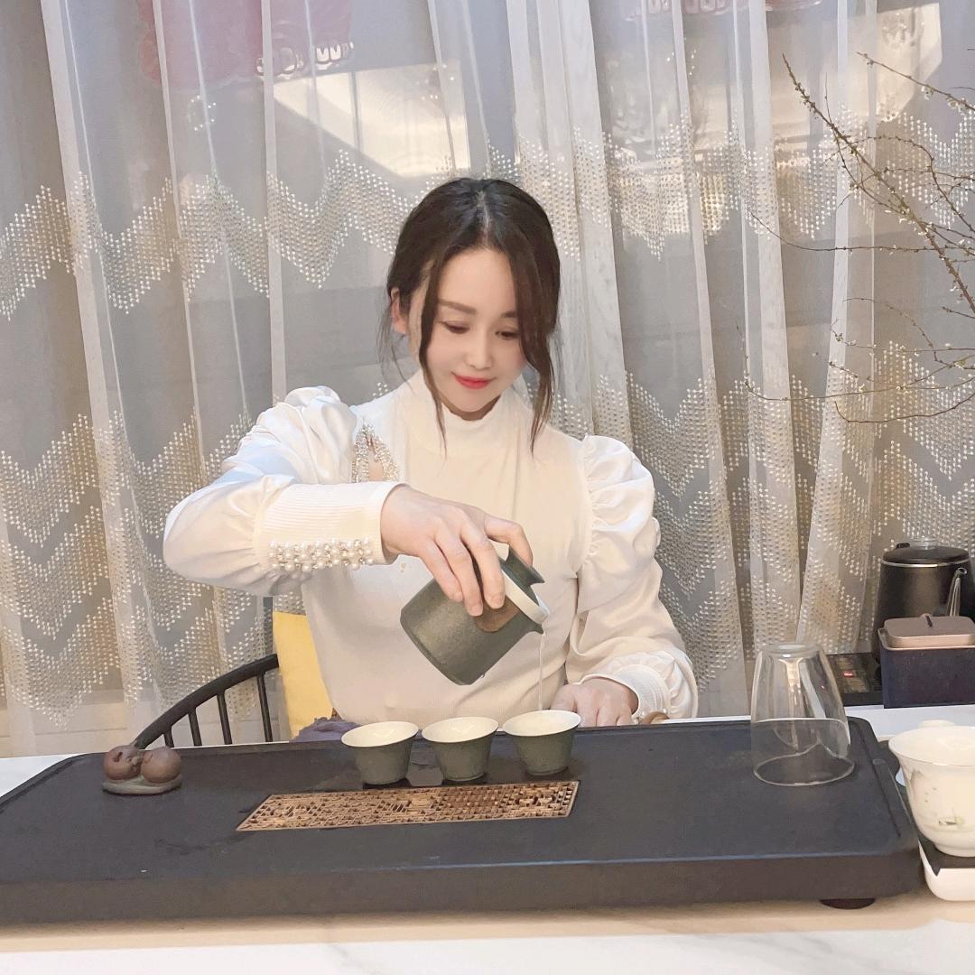 王丽 拒聊