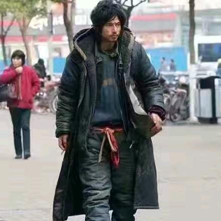 大脸宽面