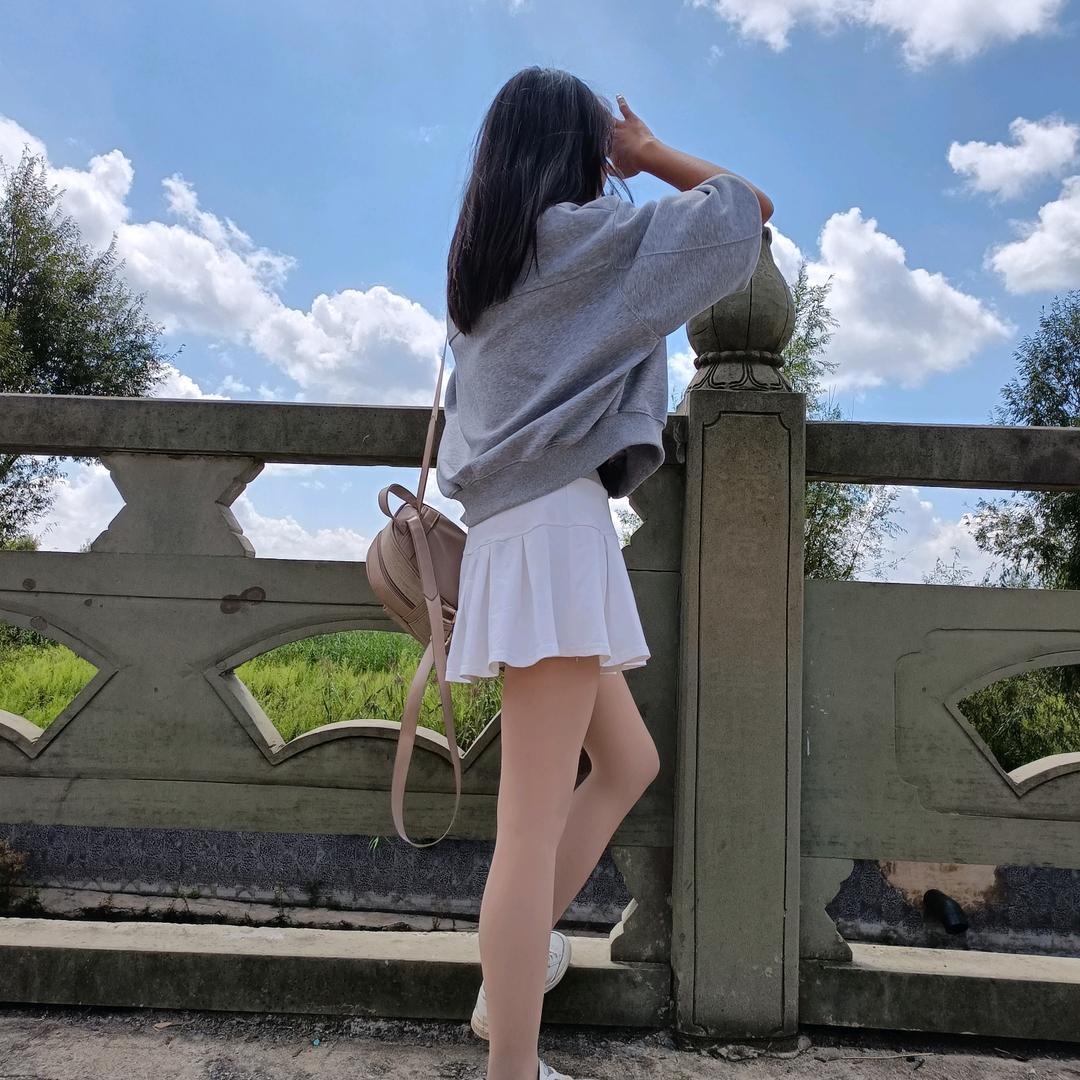 农村女孩小月
