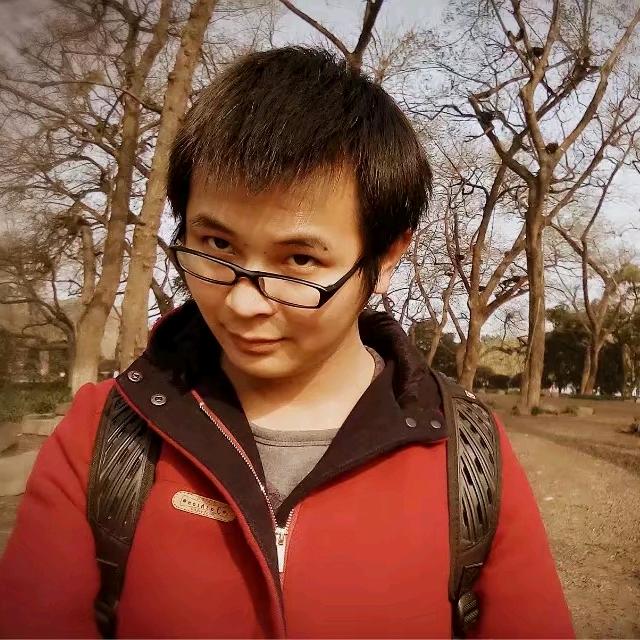 老练和小西
