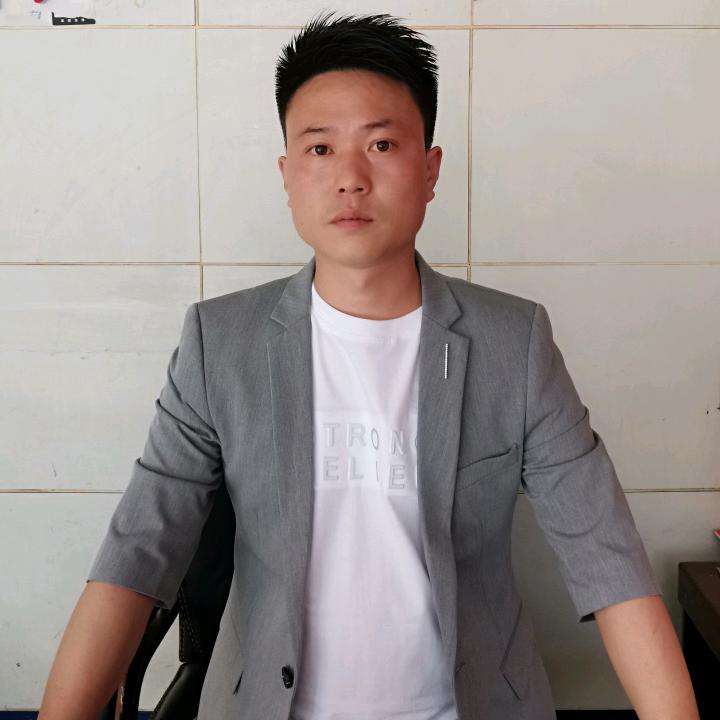 遵义鑫聚二手车《小三锅》