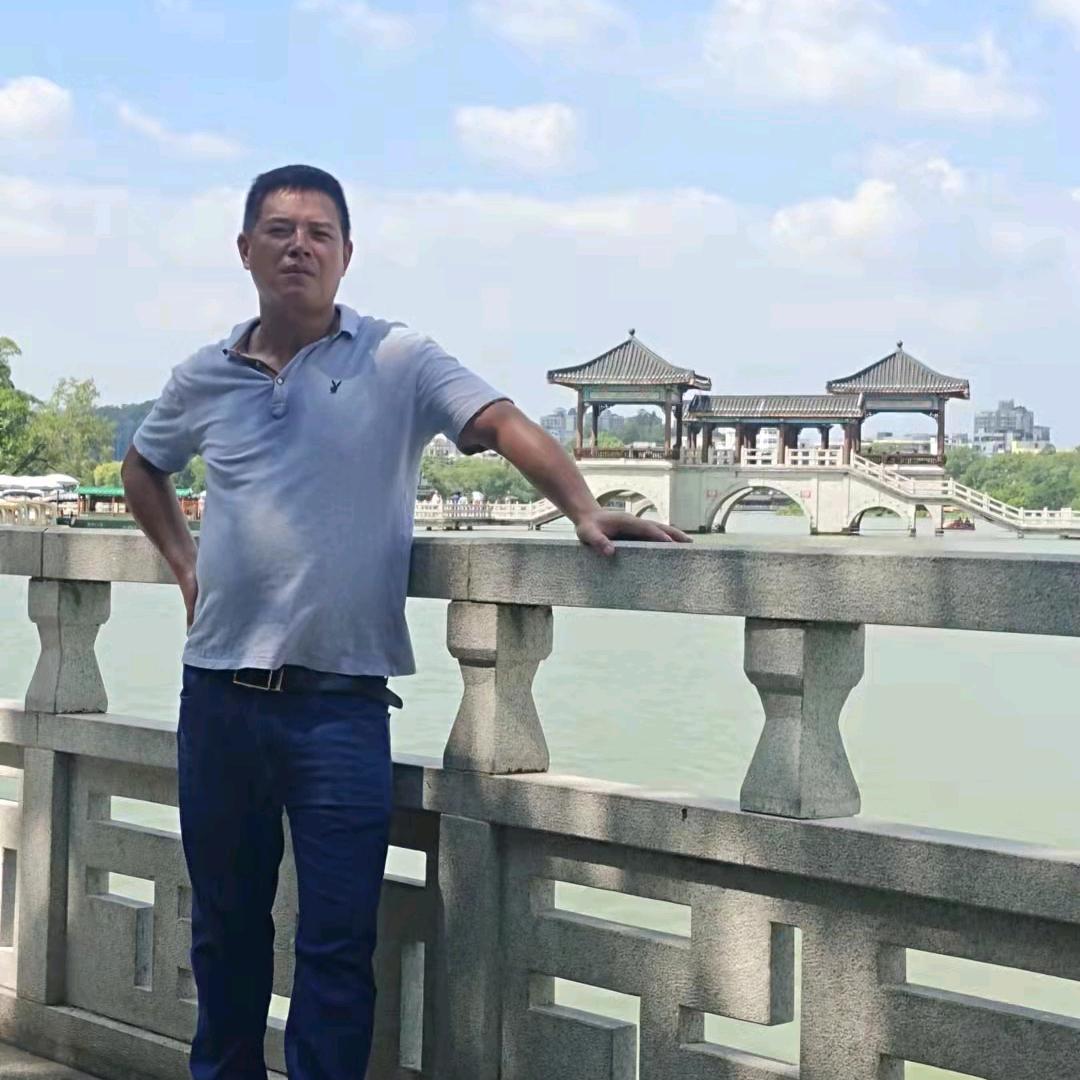 曾令洪