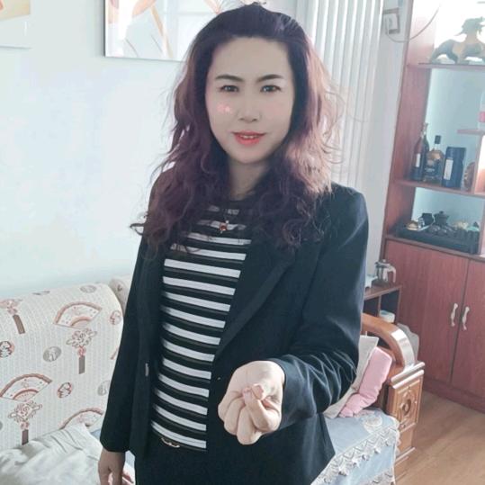 王芳（严选好物）