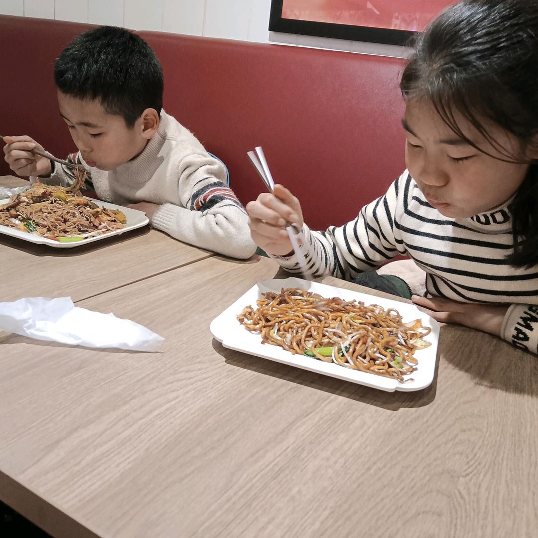 娟娟，恒大家庭农场，