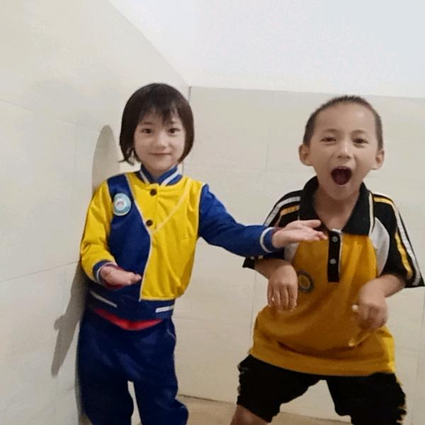 女创调肤大师，小杨