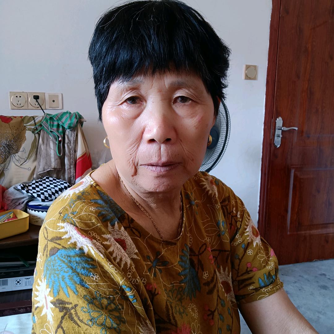 可爱的奶奶
