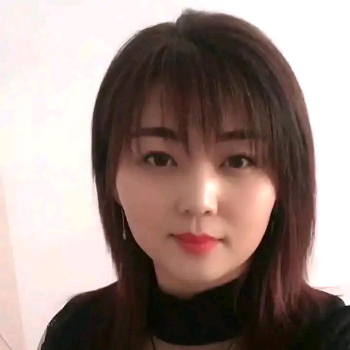 小王😑😑