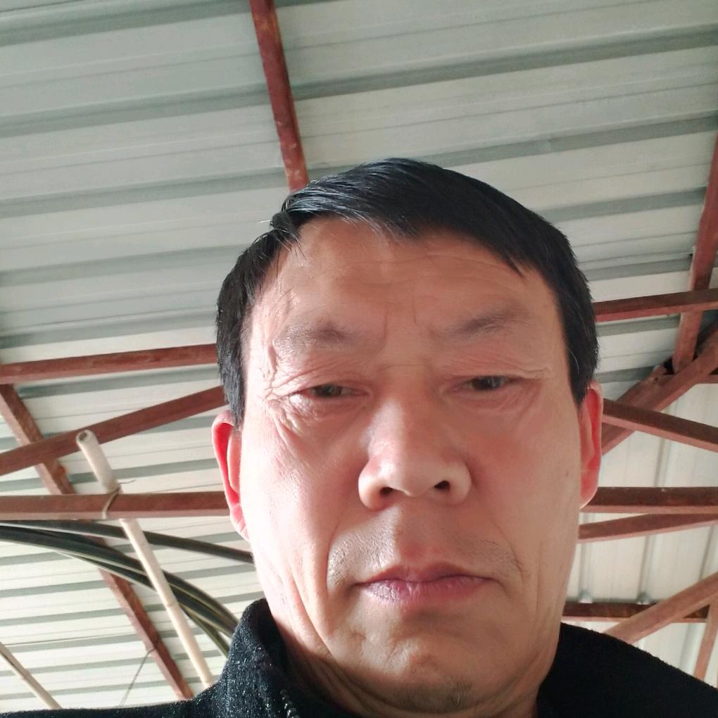 东方红亮