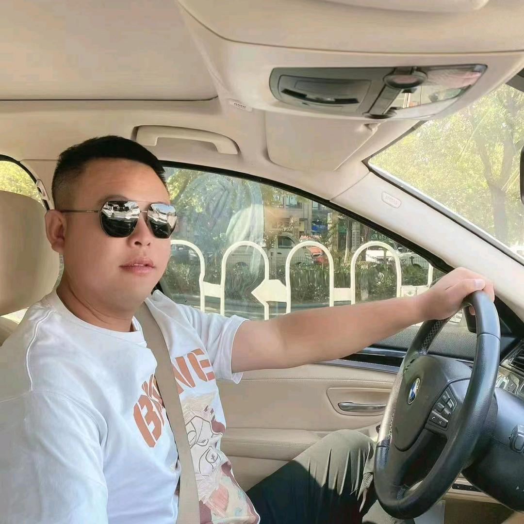 武汉易通行（小艾）