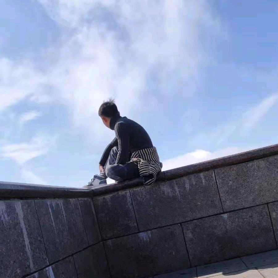弔戼先生