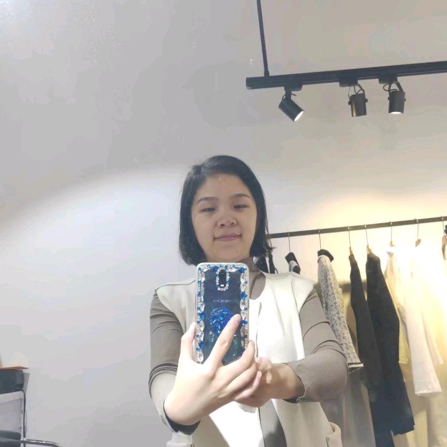 刘萍