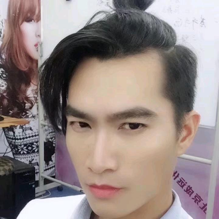 卧笼先生