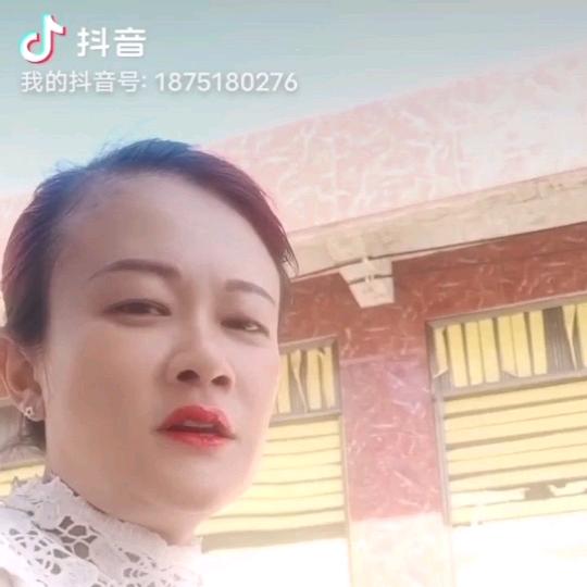 吴小荣