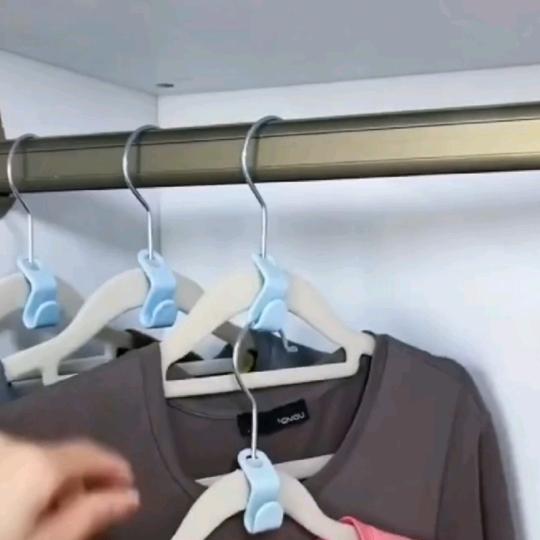 贵阳市南明区崔弥劳百货商行（个体工商户）