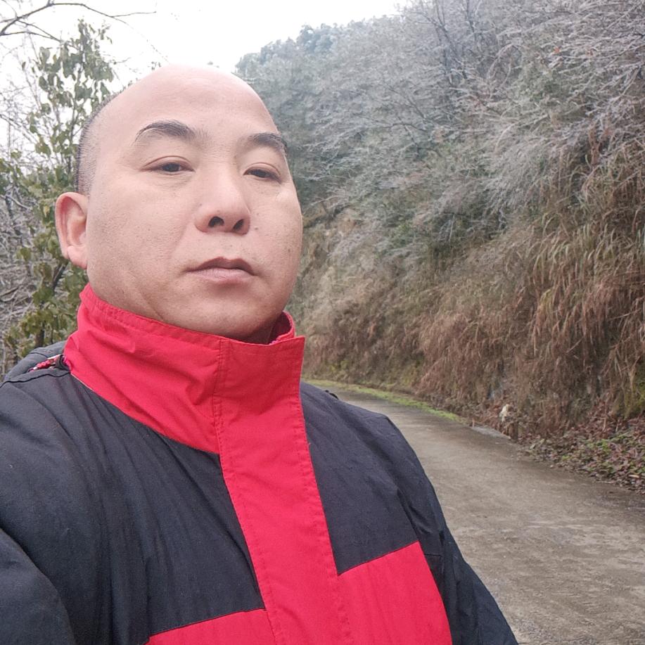 光头哥阿江