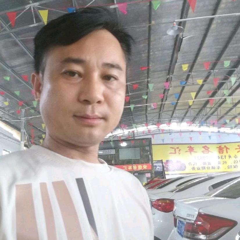 玉林市安信名车汇 吞哥