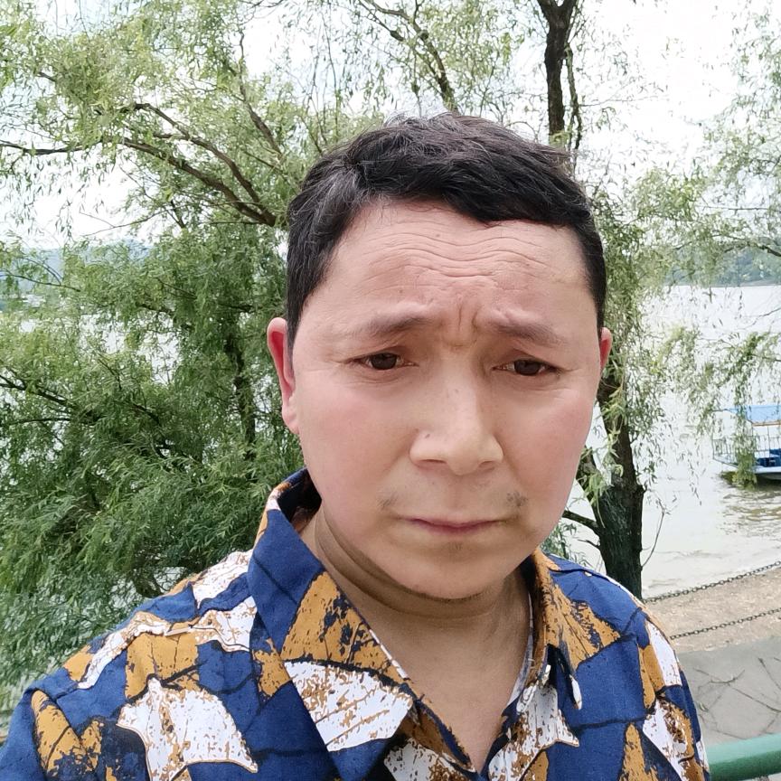 单身🐐一🌹人