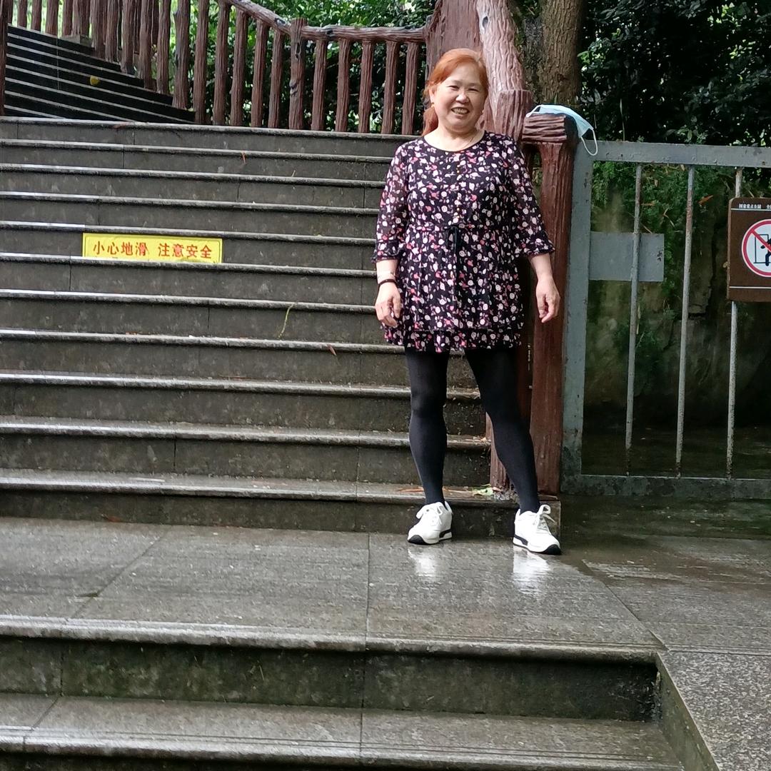 韦唯