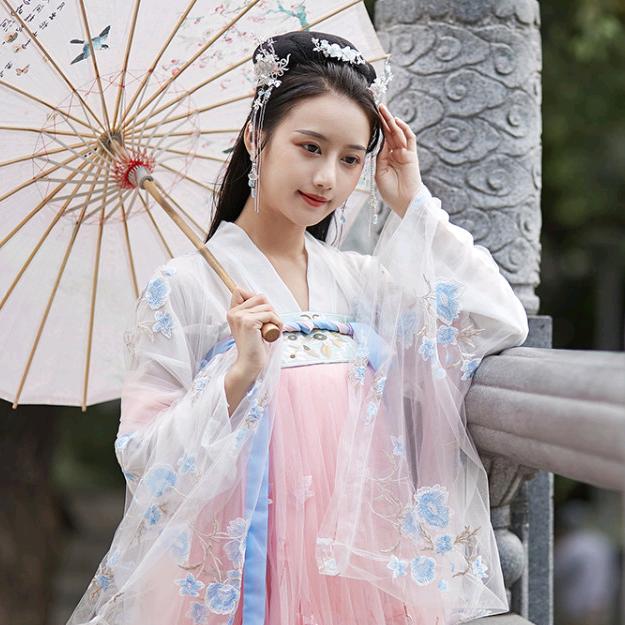 曹县青青服饰有限公司