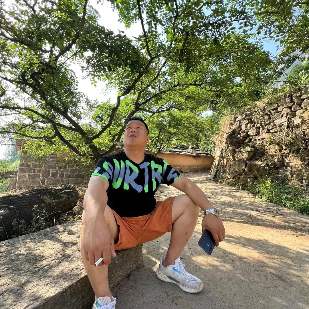 嘿  饿了吗？