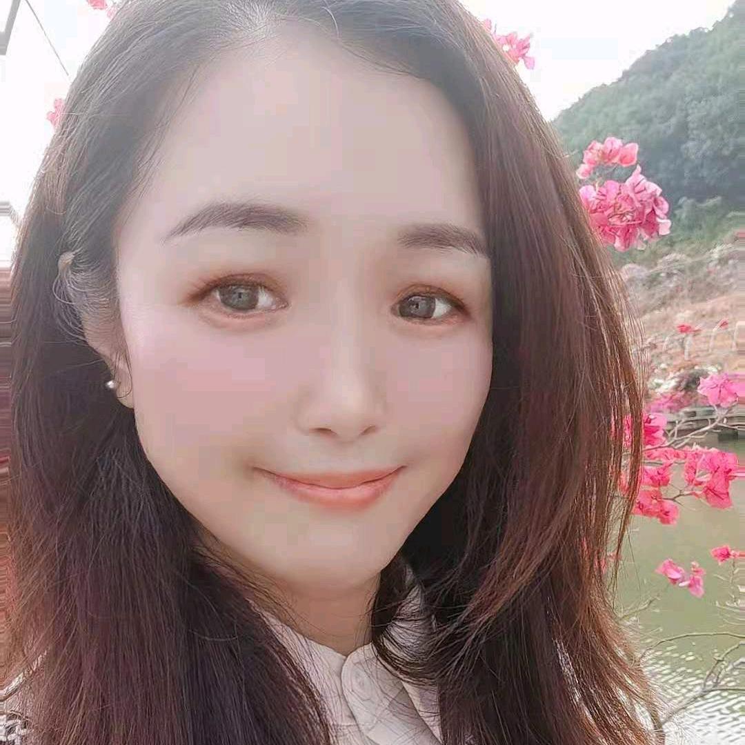 诗丽