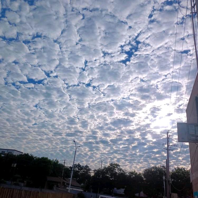 年轻人低调一点👌