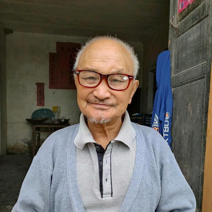 文二爷跟残疾儿子