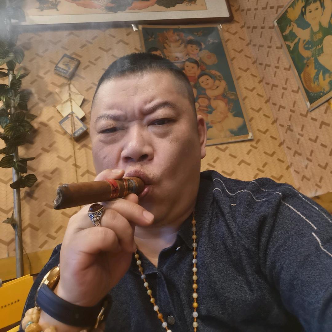 吃货老徐（涨粉10W）