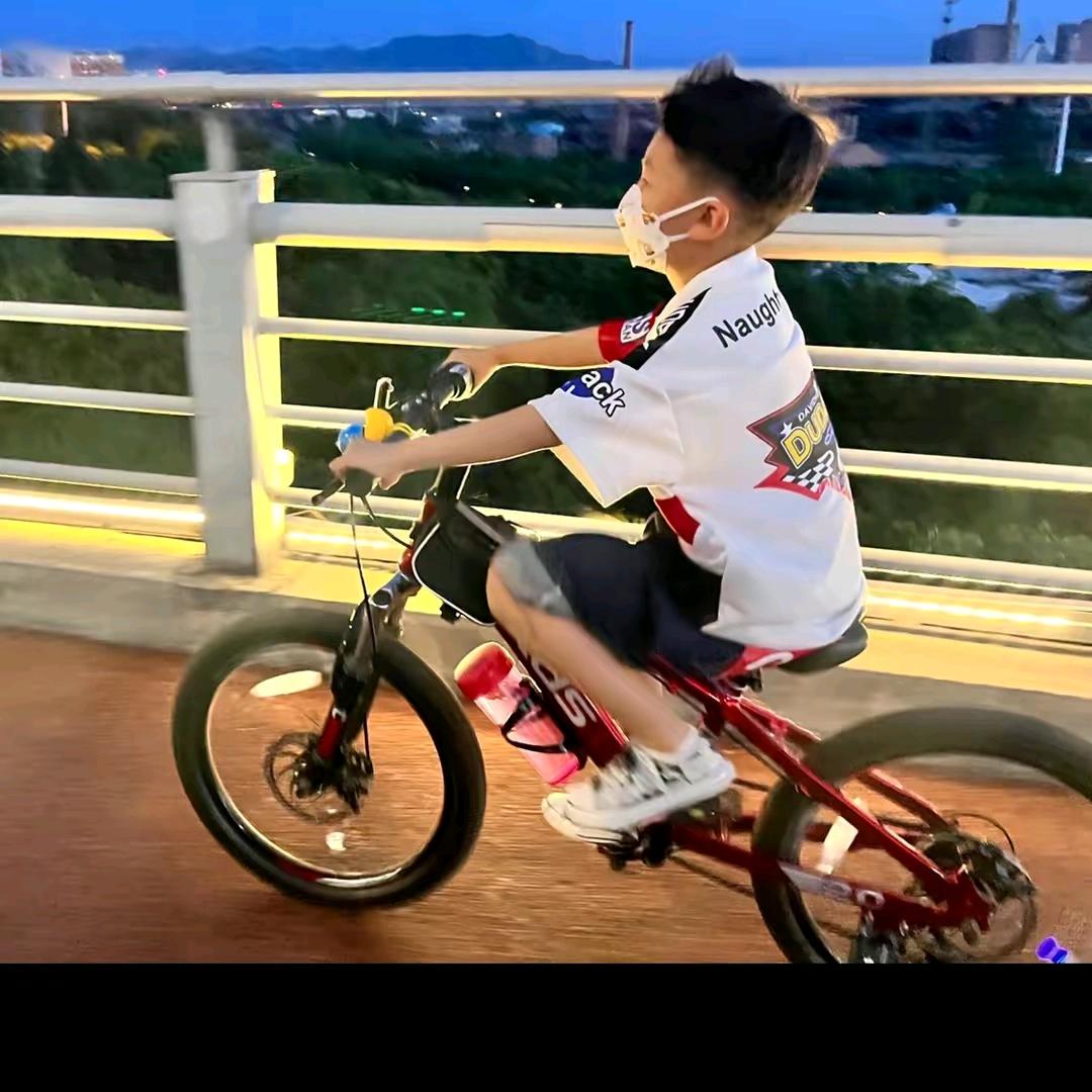 贺快乐人