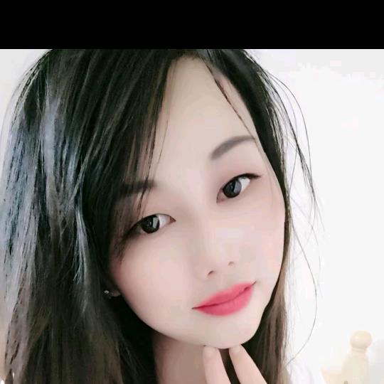 李婷.