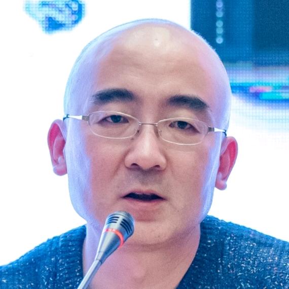 张宏杰