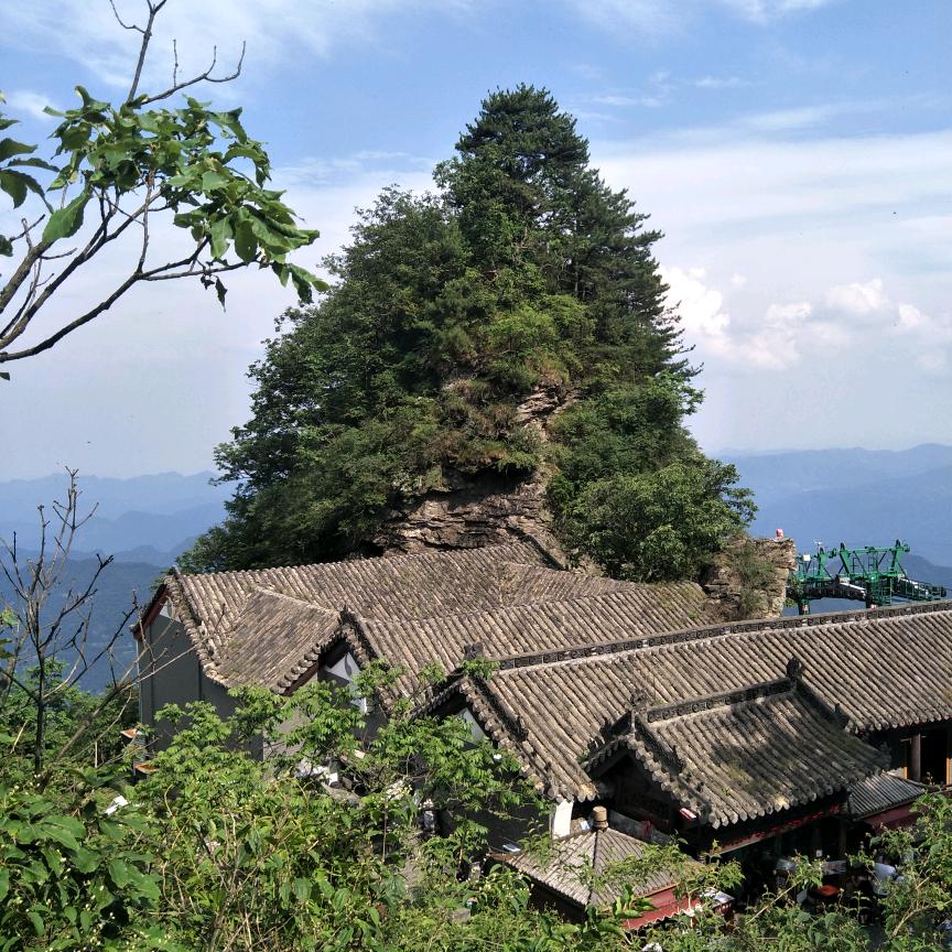 谭先生