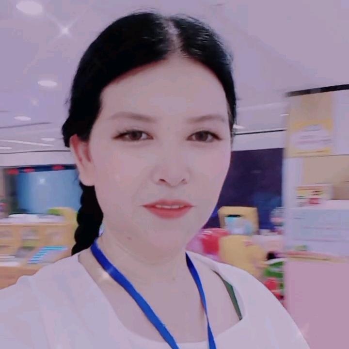 春春爱唱歌