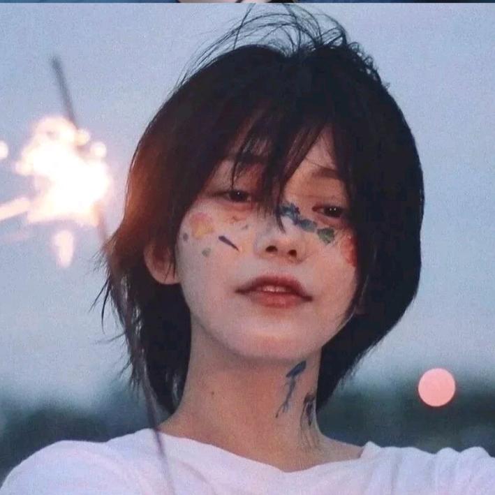 美女有心柿