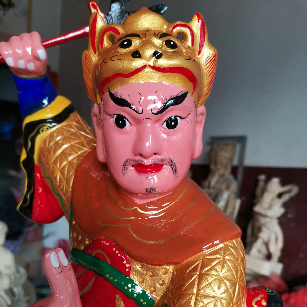 冷水江市精艺木雕服务部