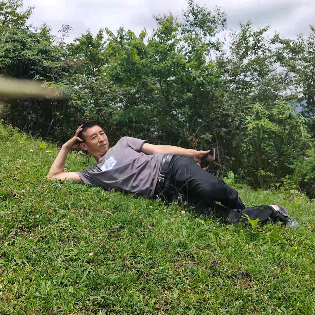 本人不帅霸气在