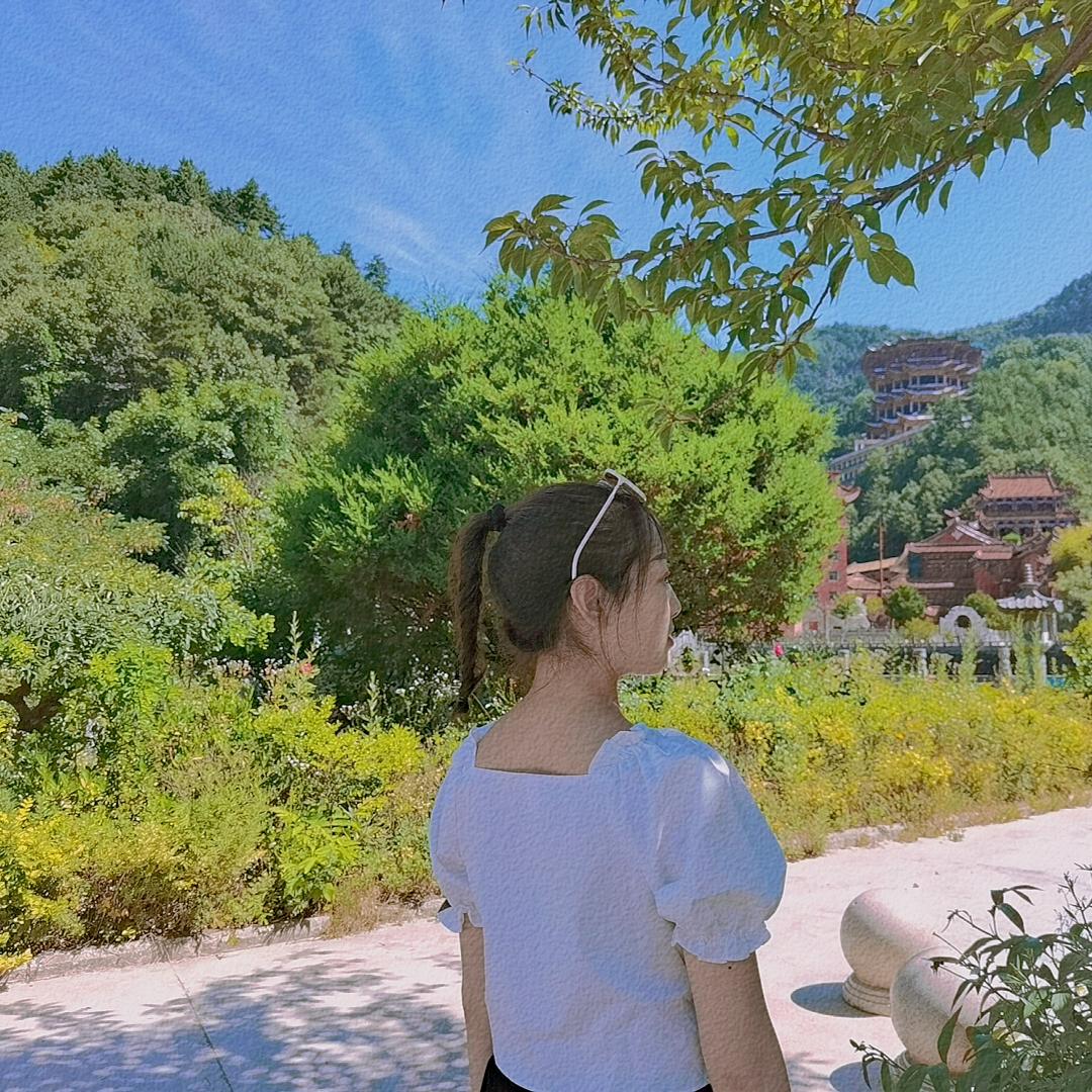 是你的夏夏啊☘