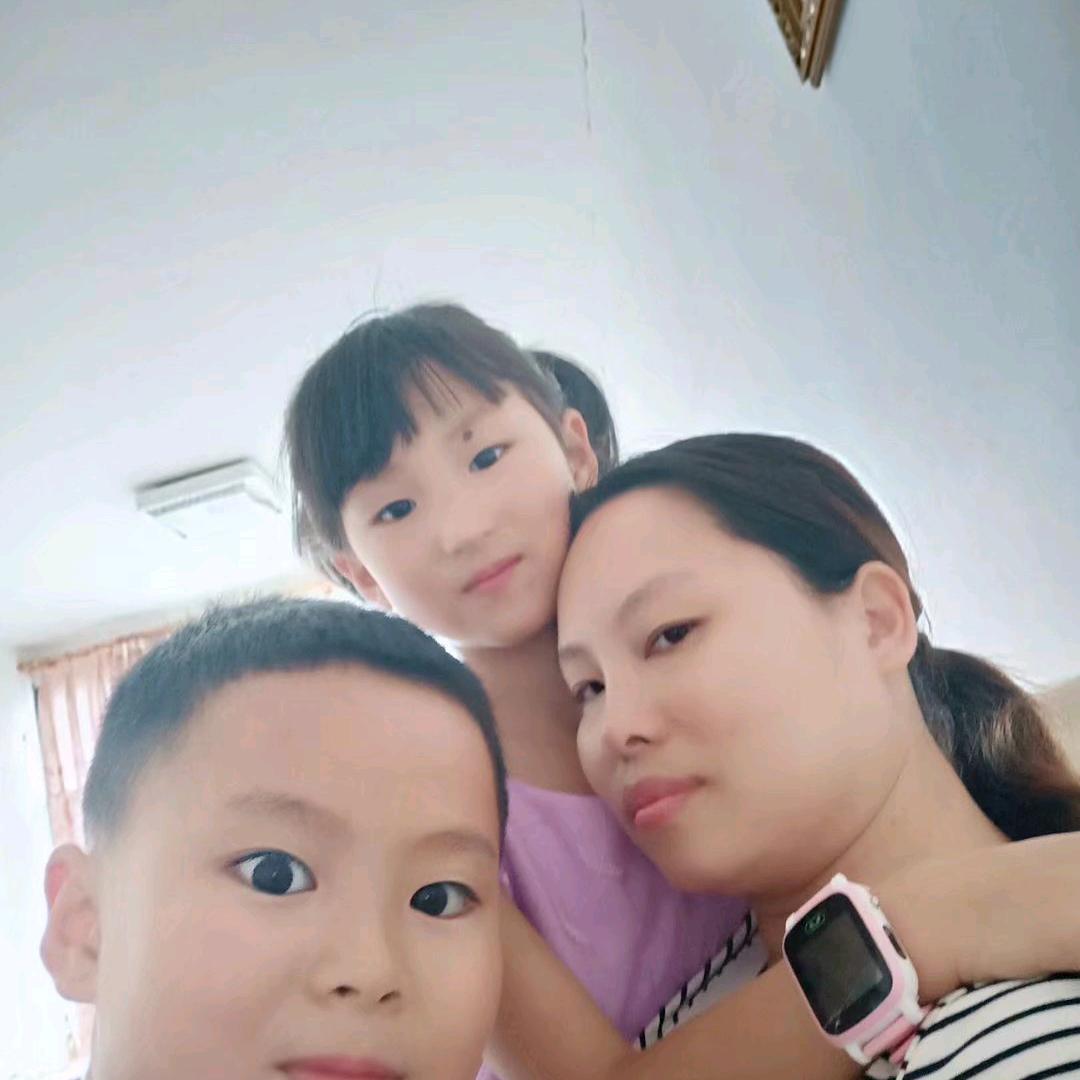 家有一儿一女