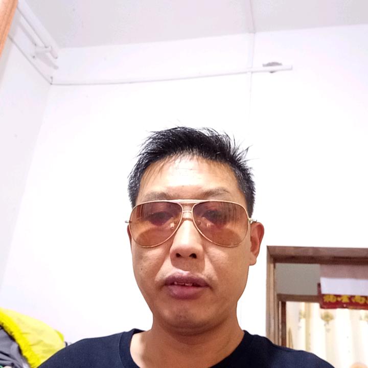 天下有情人