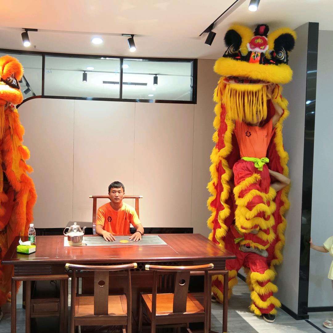 干田坝舞狮队   李洪兴