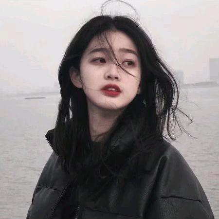 轻语 ᥫᩣ