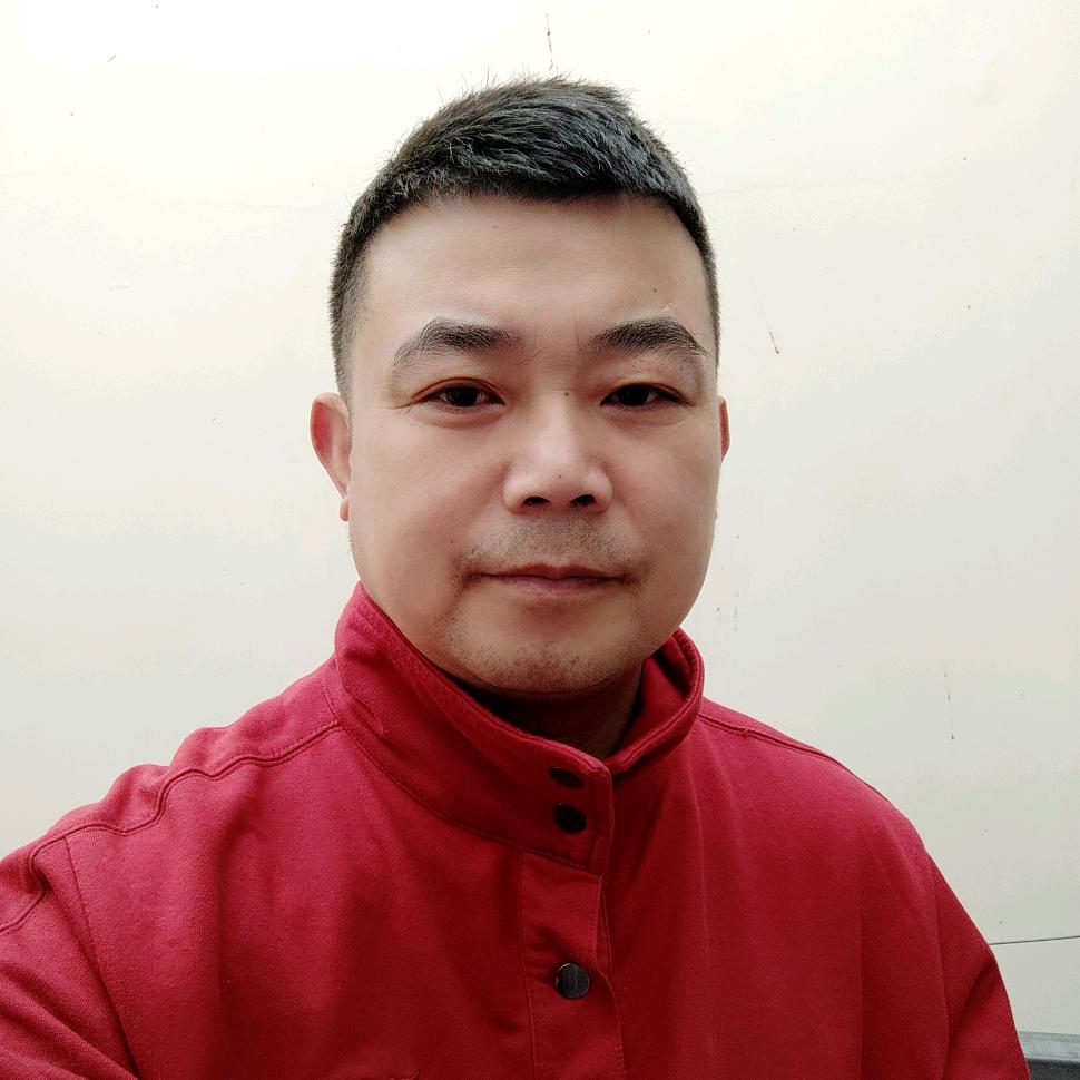 喜欢美食的老万