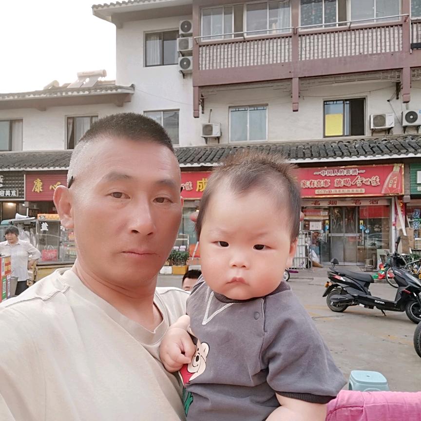 :-)小人物~小满的爷爷