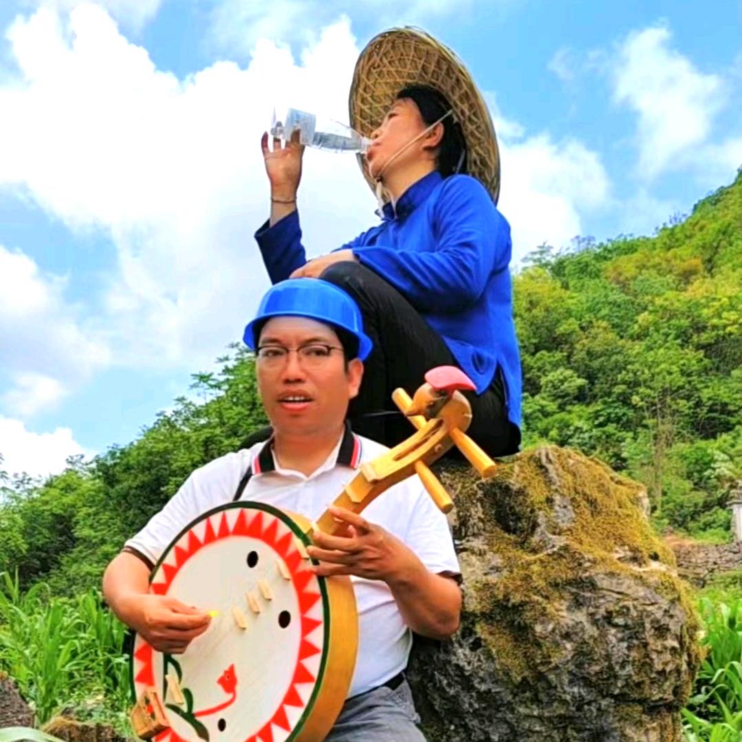 大嘴哥橱窗【德馨居士】