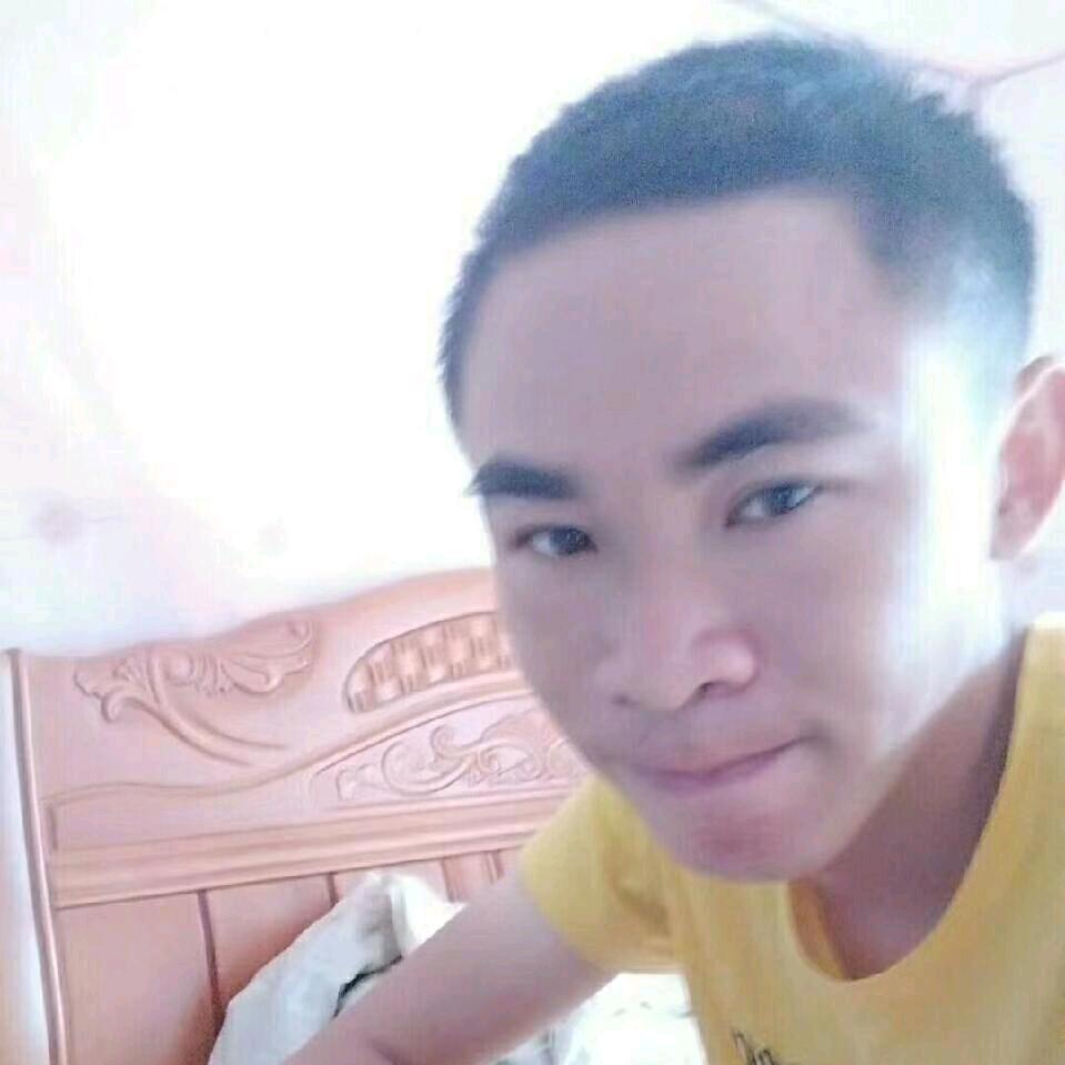 请叫我啊岩